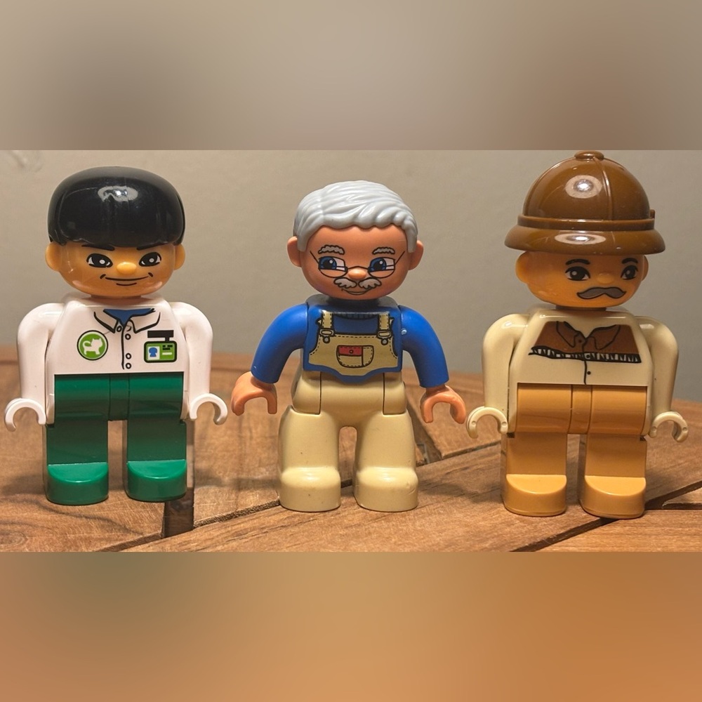 Lego Duplo Replacement Figures Grandpa Safari Guide Veterinarian  Set Toys